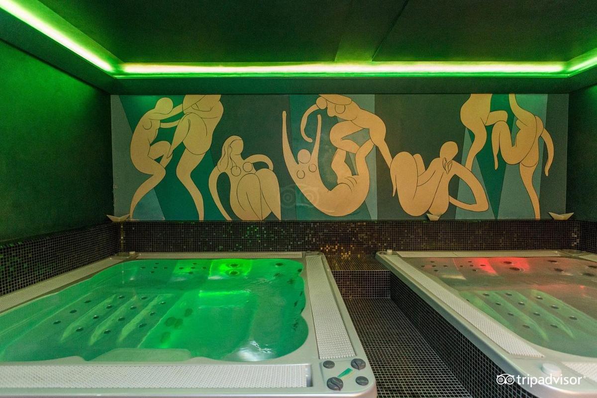 ホテル アルベルゴ チェリーデ ルッカ エクステリア 写真